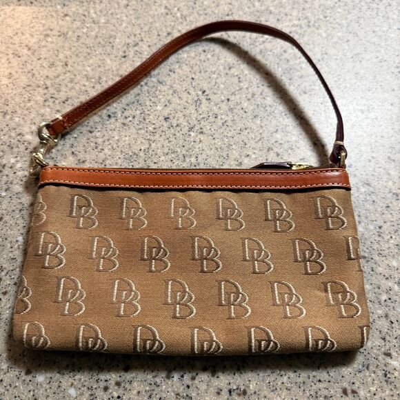 Dooney & Bourke Wristlet Bag Phone Holder , Red Interior Gold Hardware - Picture 2 of 4